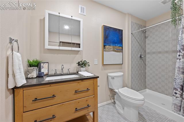 1229 E La Salle Street