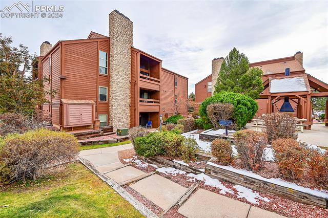 140 W Rockrimmon Boulevard Unit: 104