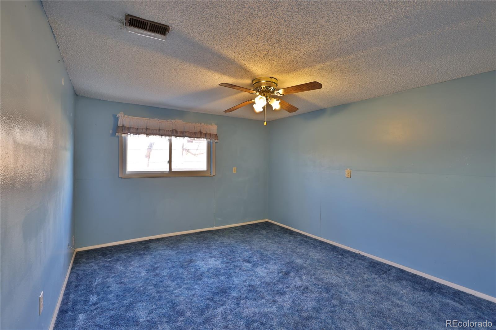 2123 North Drive