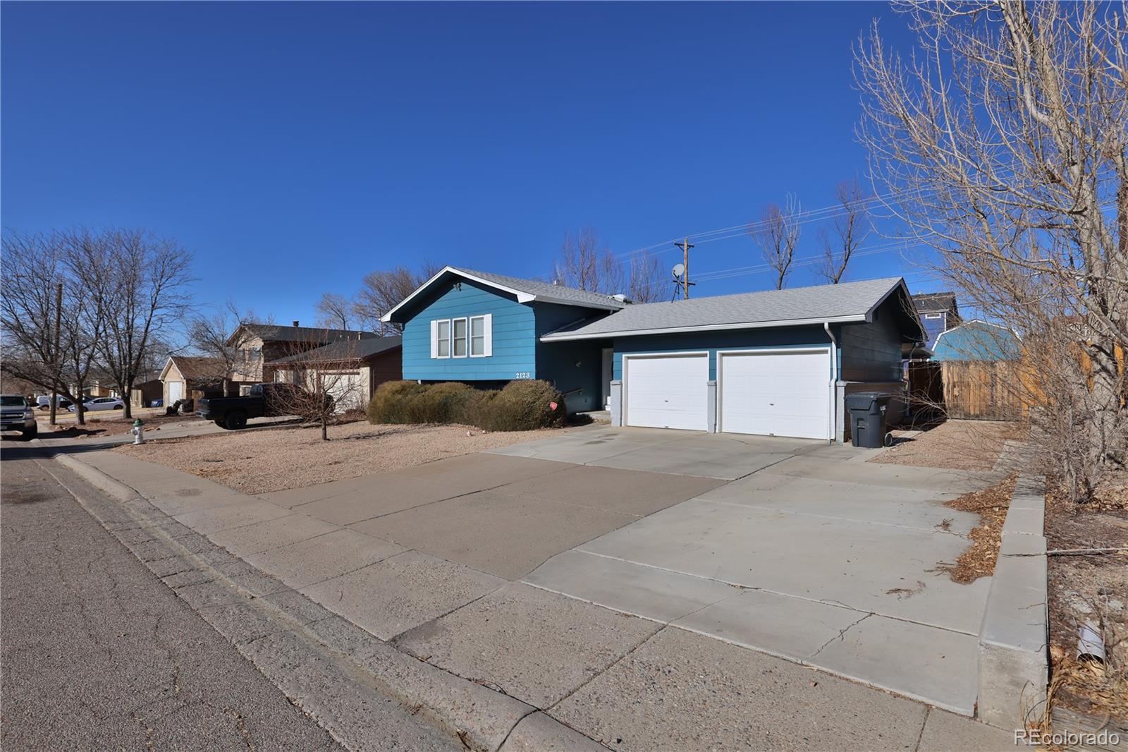 2123 North Drive