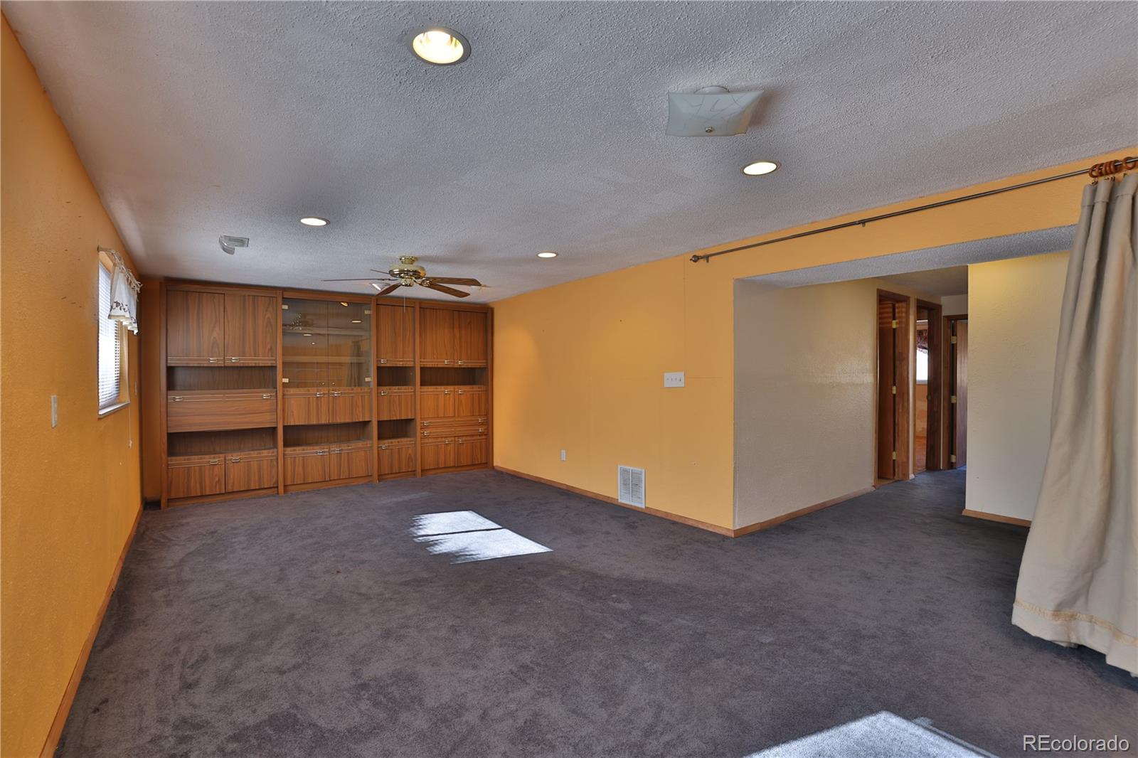 2123 North Drive