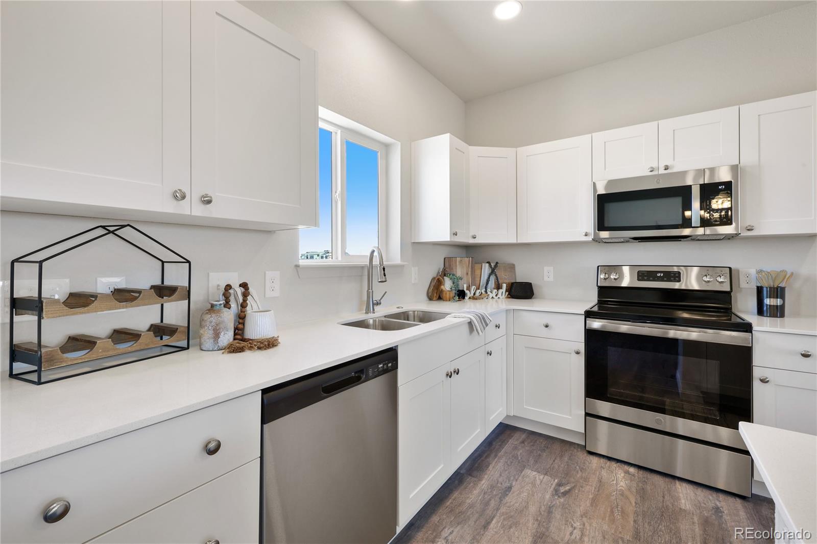 208 High Meadows Drive