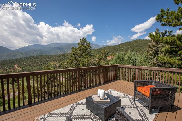 2530 White Rock Lane