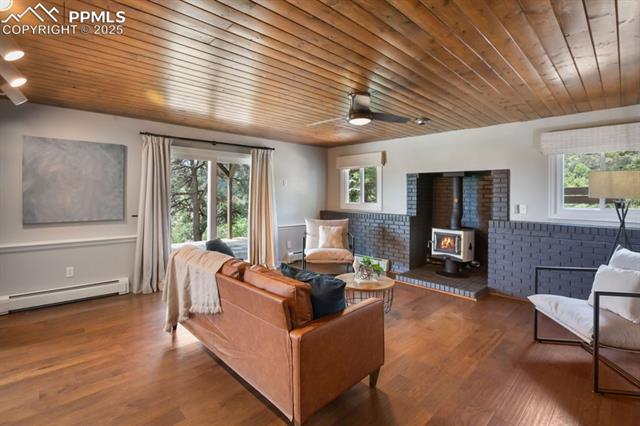 2530 White Rock Lane