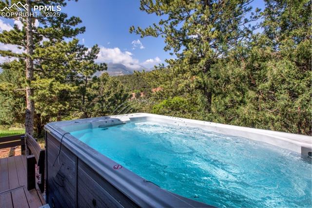 2530 White Rock Lane