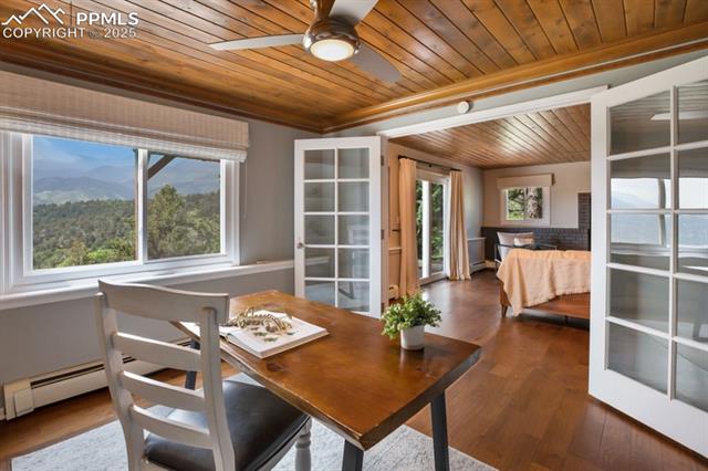 2530 White Rock Lane