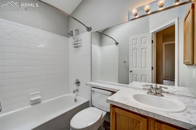 1720 Gumtree Court