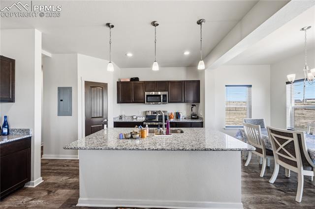 667 E Vermillion Drive