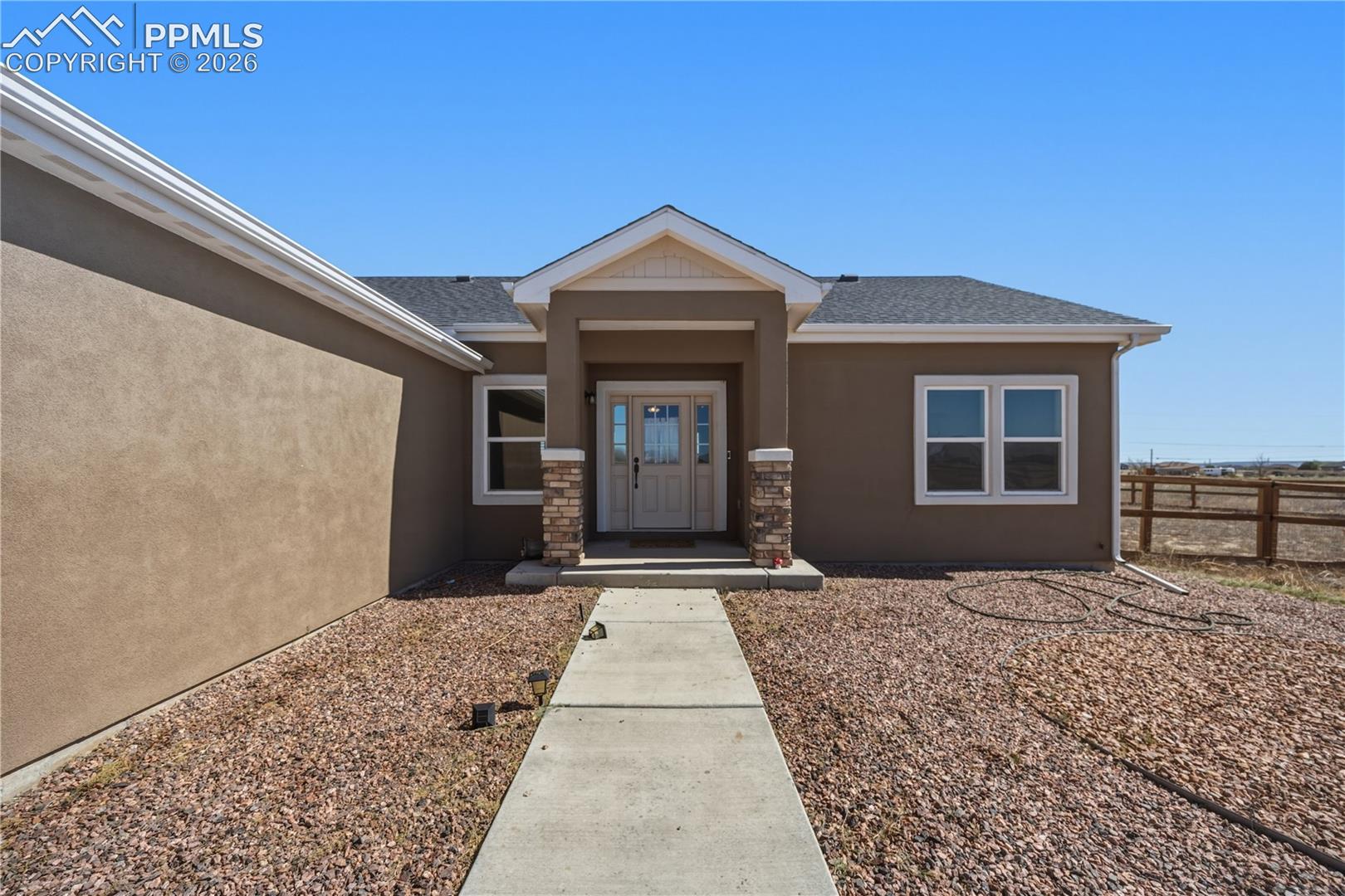 667 E Vermillion Drive