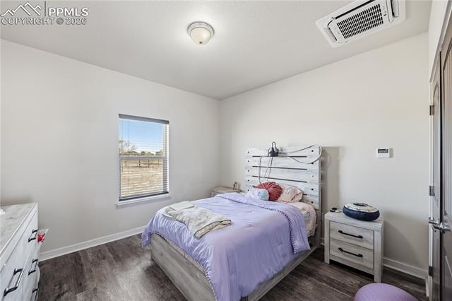 667 E Vermillion Drive