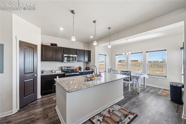 667 E Vermillion Drive