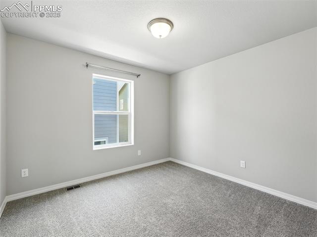 6222 Barr Point