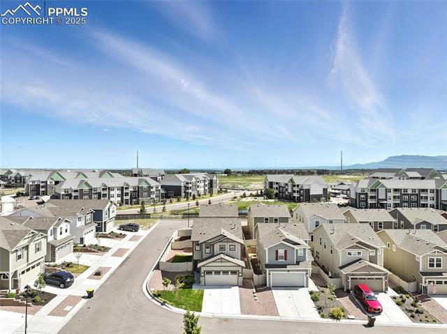 6222 Barr Point
