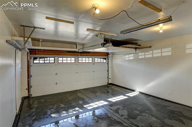 1130 Lindstrom Drive