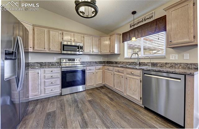 1130 Lindstrom Drive