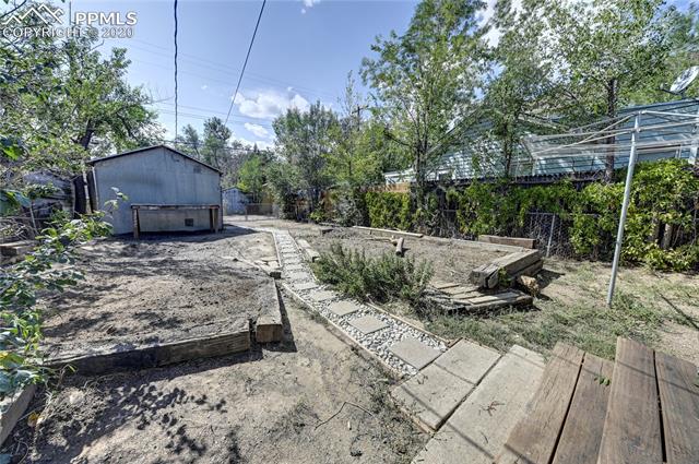 1723 W Cucharras Street