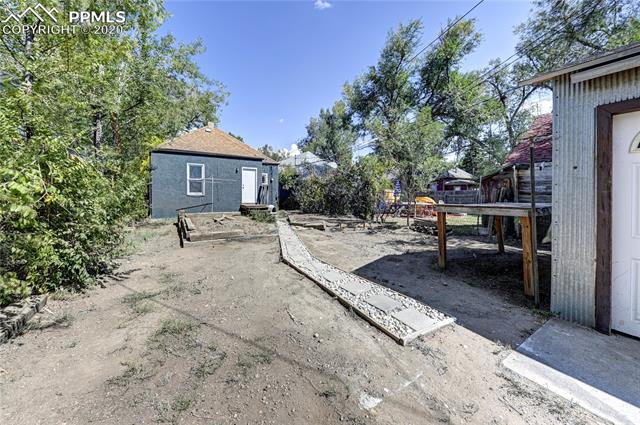 1723 W Cucharras Street