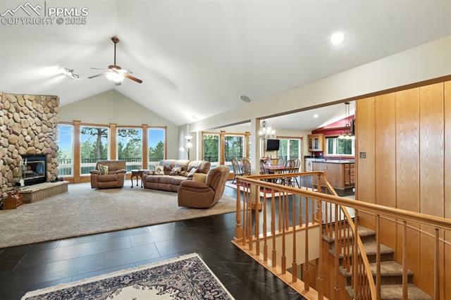 55 Pinewood Loop