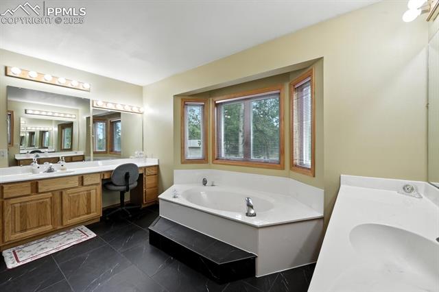 55 Pinewood Loop