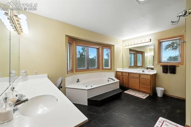 55 Pinewood Loop