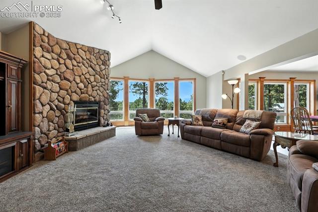 55 Pinewood Loop