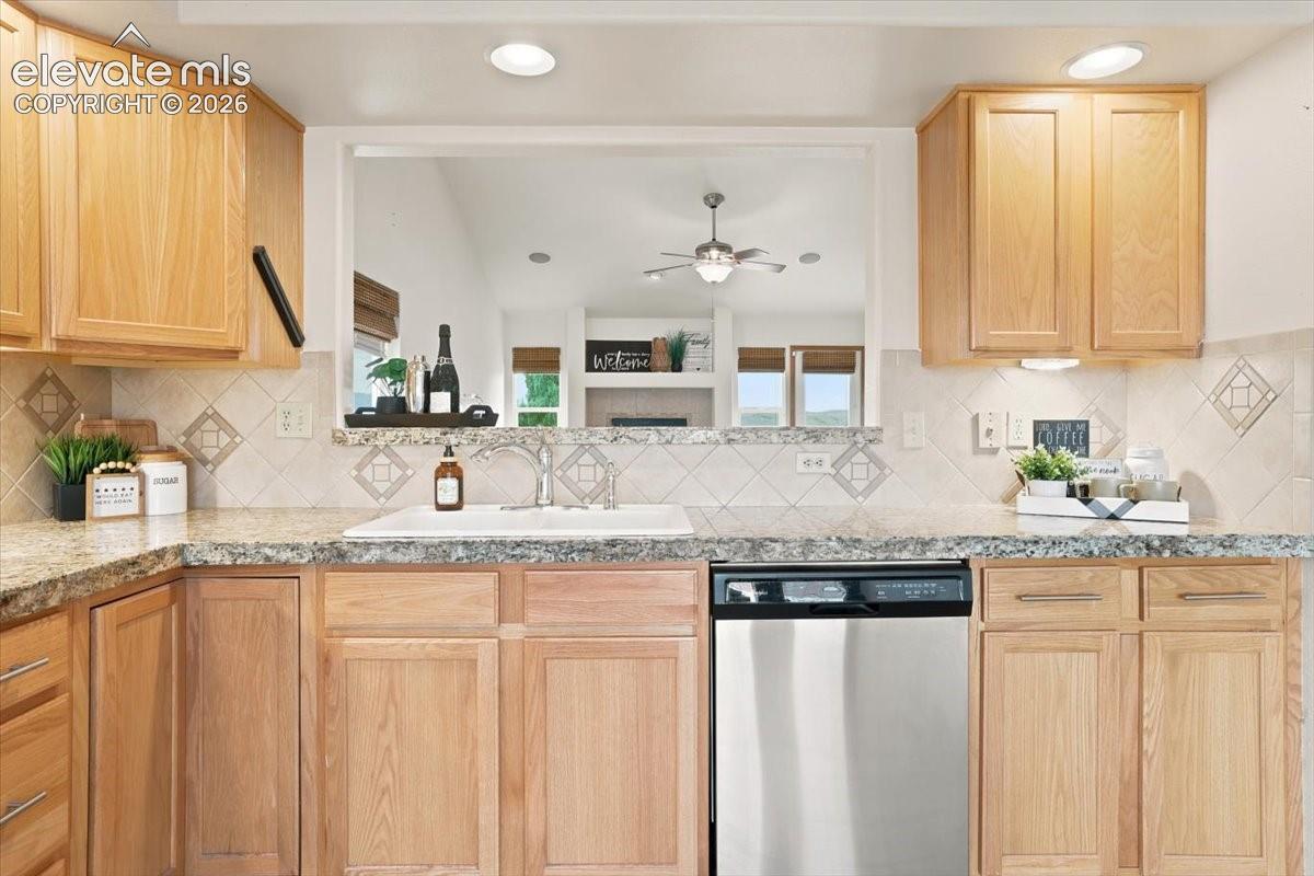 8864 Monterey Way