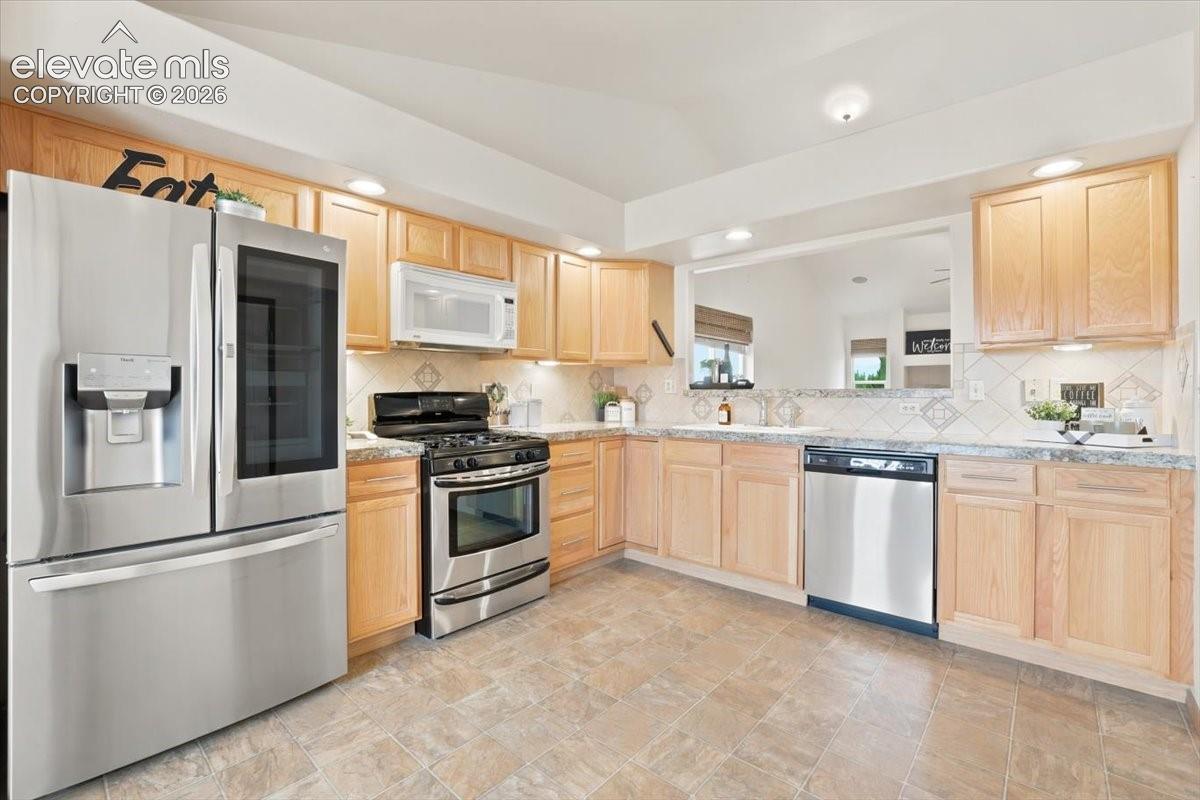 8864 Monterey Way