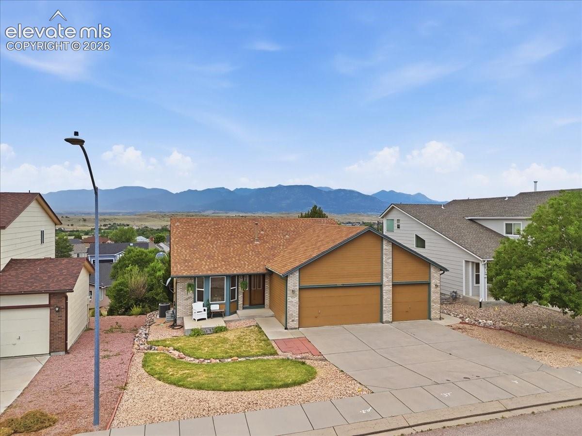 8864 Monterey Way