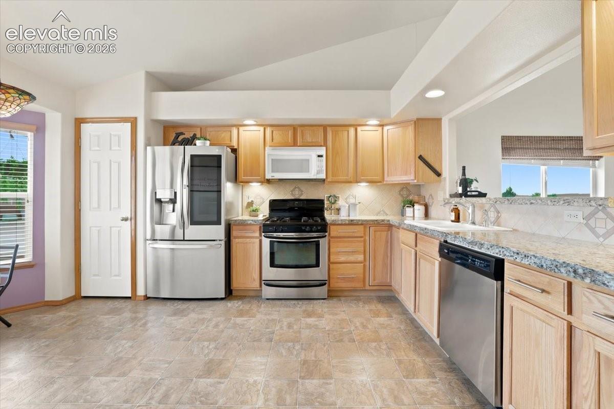 8864 Monterey Way