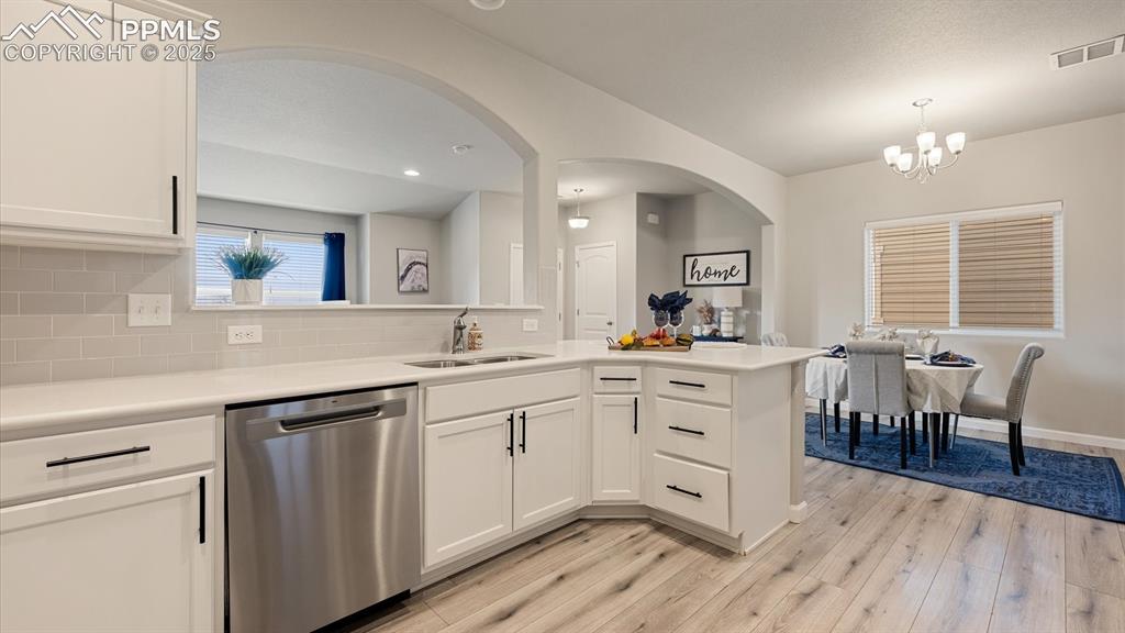 1008 Petra Heights