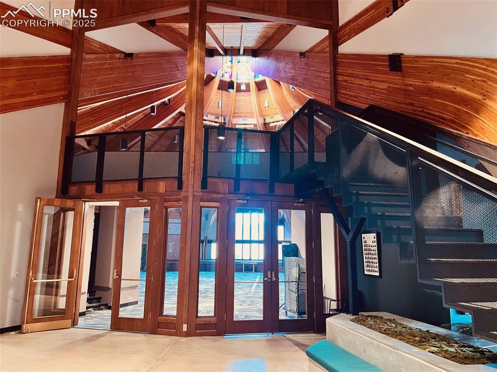 1008 Petra Heights