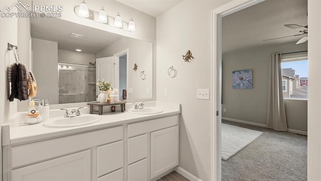 1008 Petra Heights