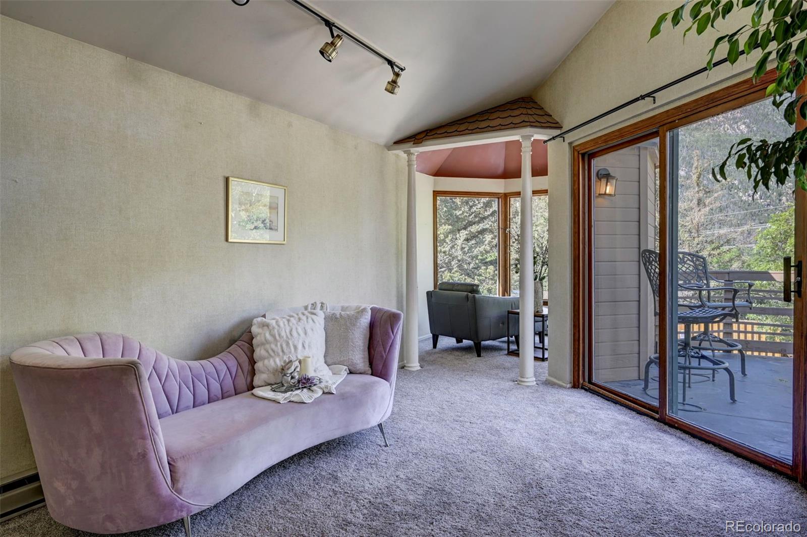4665 Fox Road