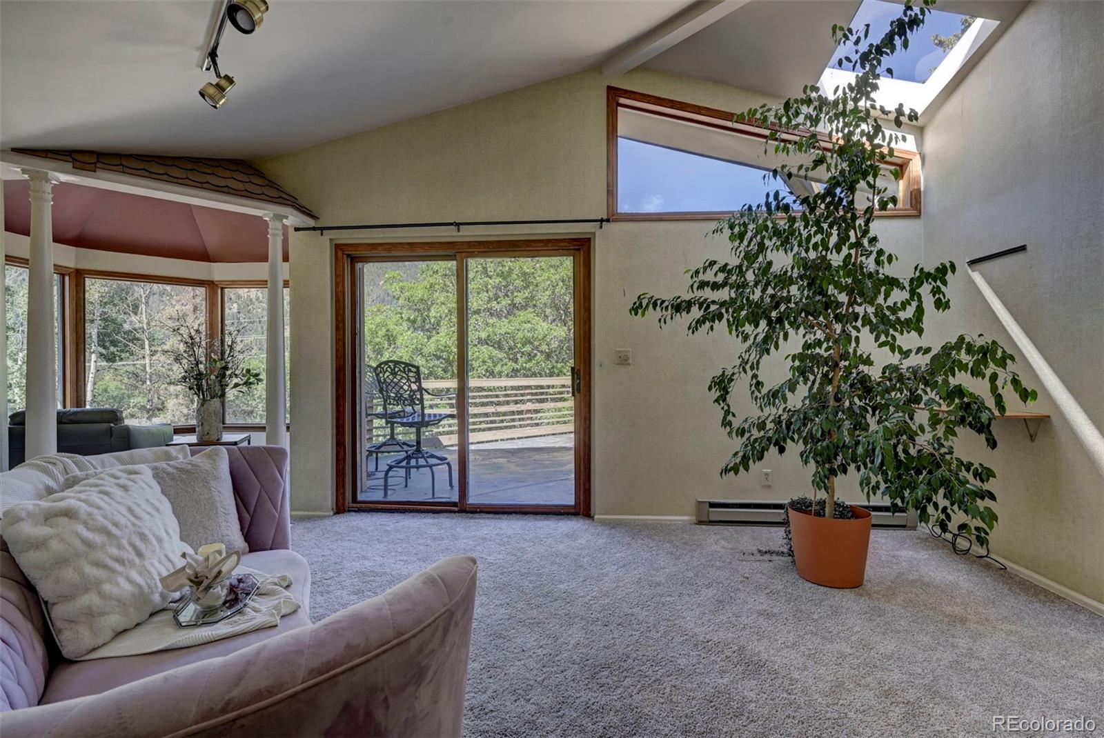 4665 Fox Road