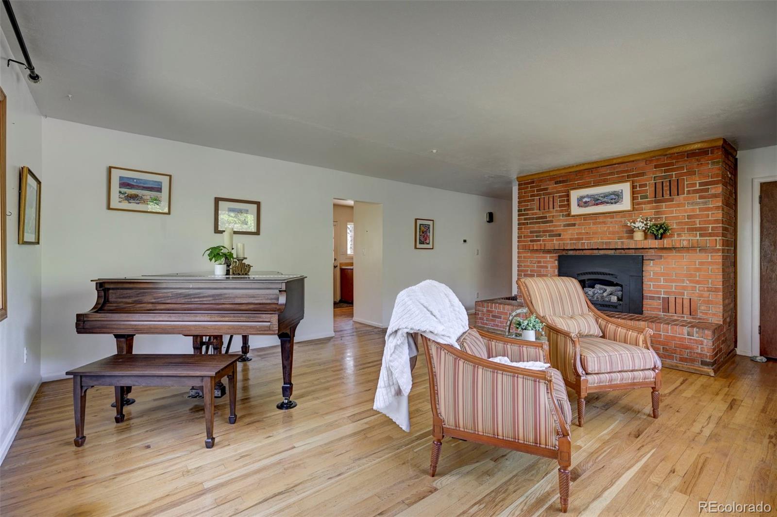 4665 Fox Road