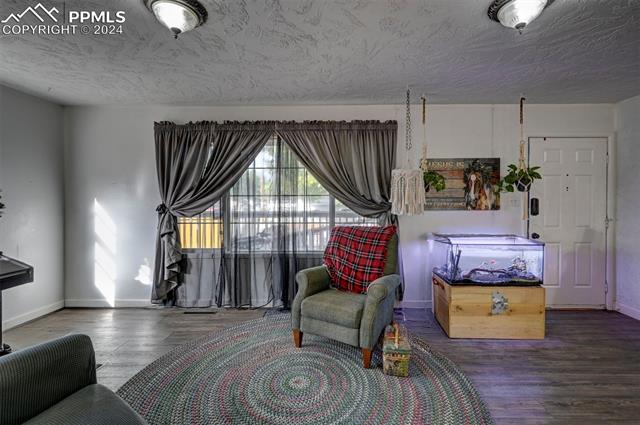 3025 N Institute Street