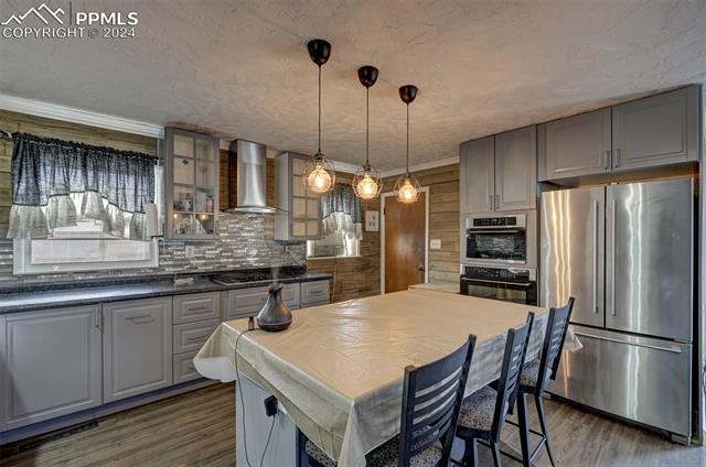 3025 N Institute Street