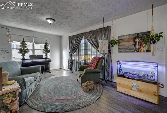 3025 N Institute Street