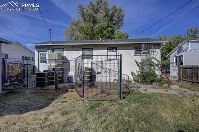 3025 N Institute Street