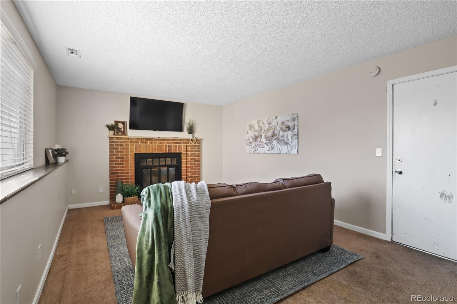 3633 Ian Point Terrace