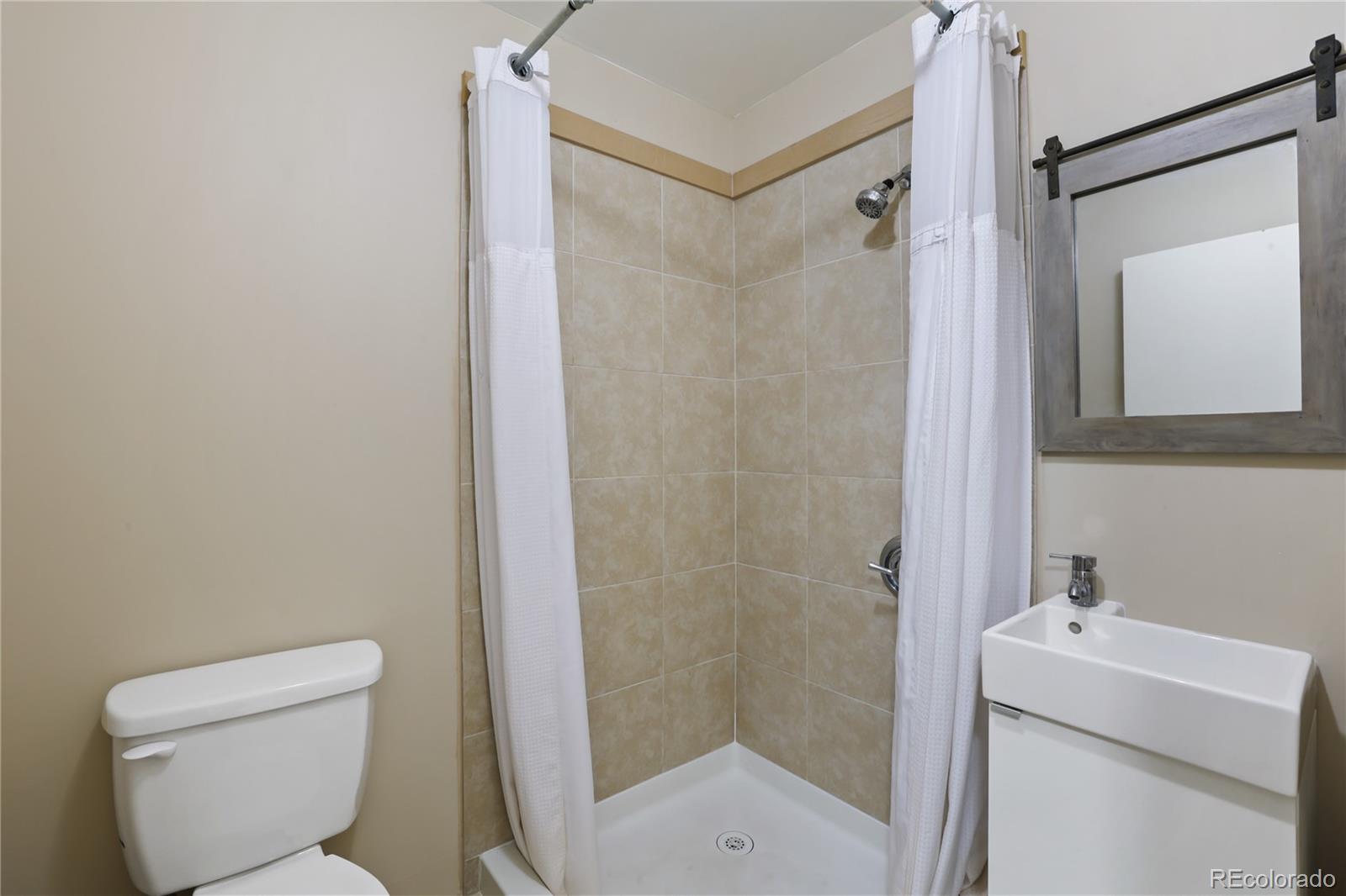 3633 Ian Point Terrace