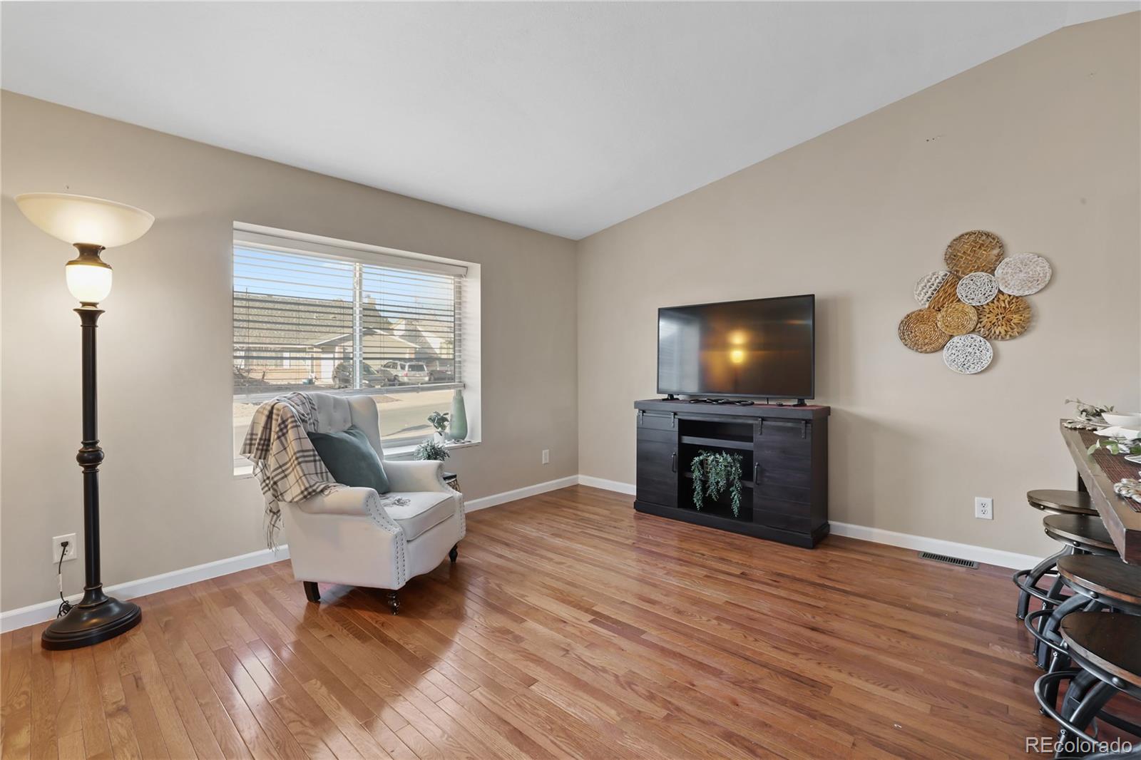 3633 Ian Point Terrace