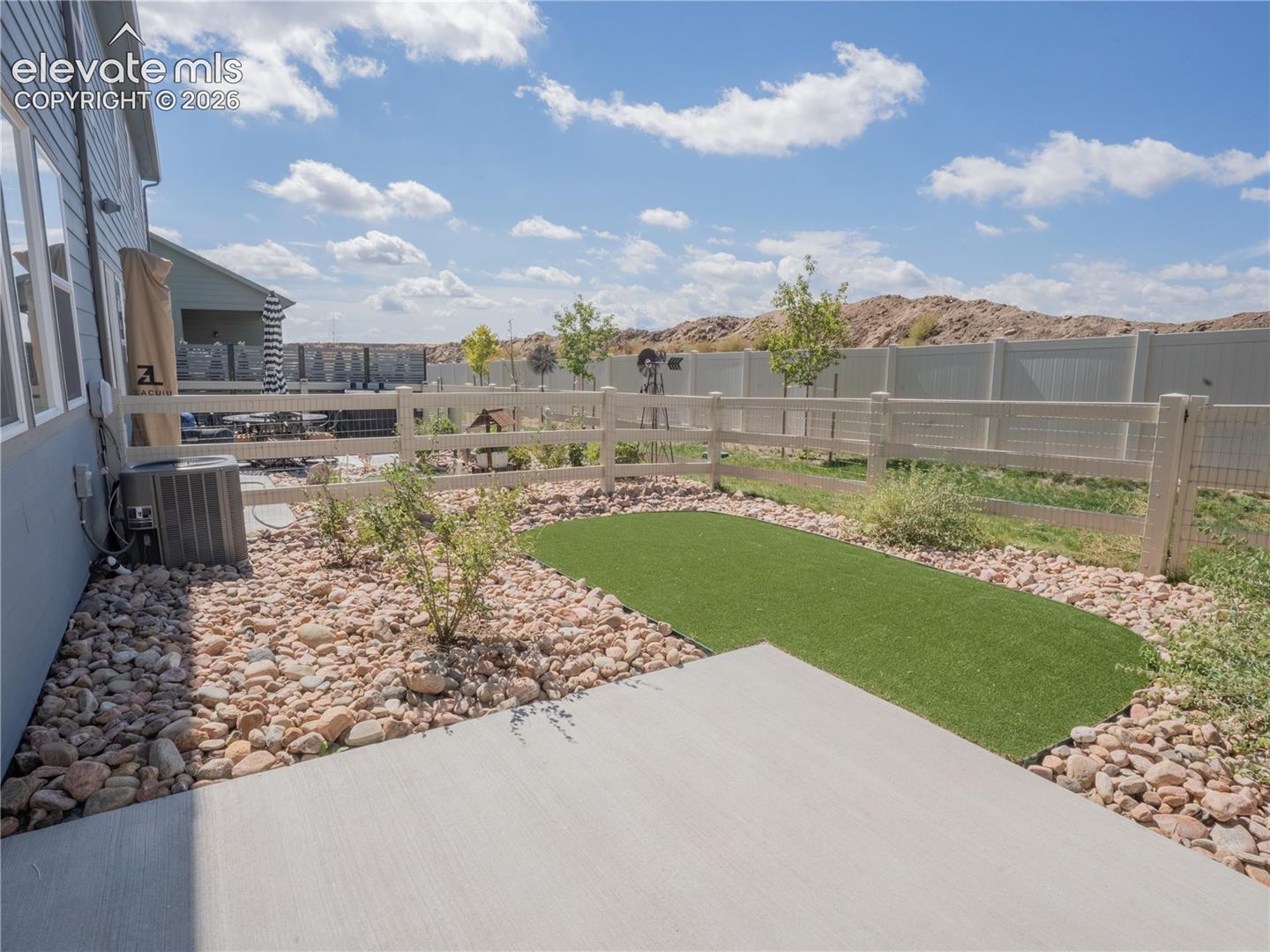 8290 Grey Bark Way