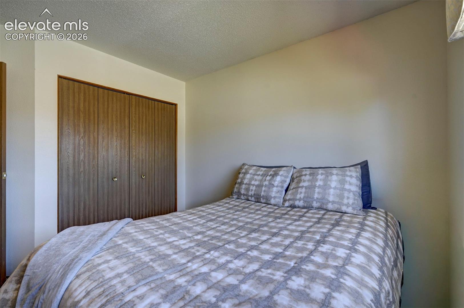 5060 Harrington Drive