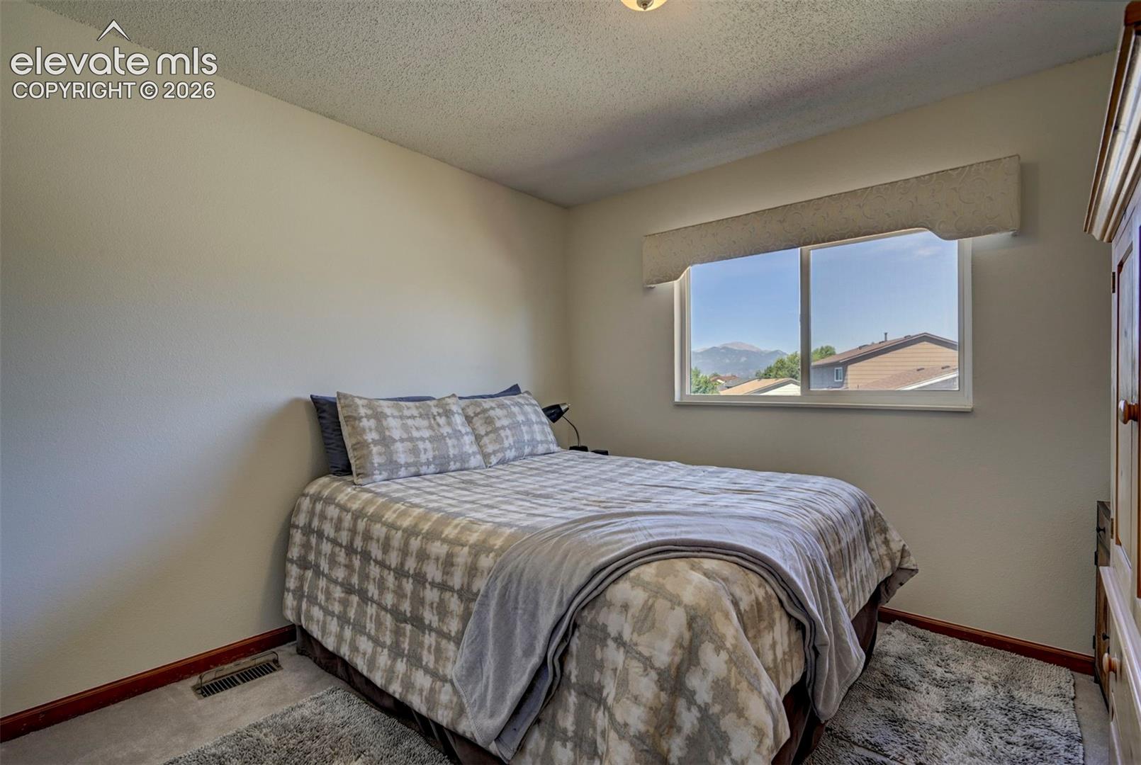 5060 Harrington Drive