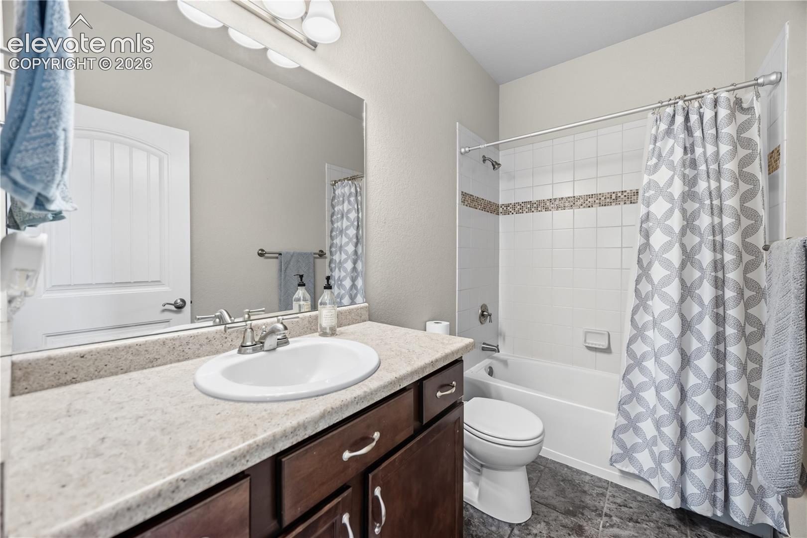 11656 Farnese Heights