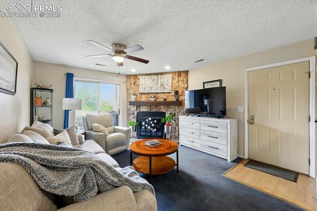 810 Tenderfoot Hill Road 201