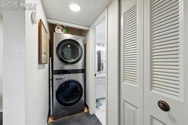 810 Tenderfoot Hill Road 201