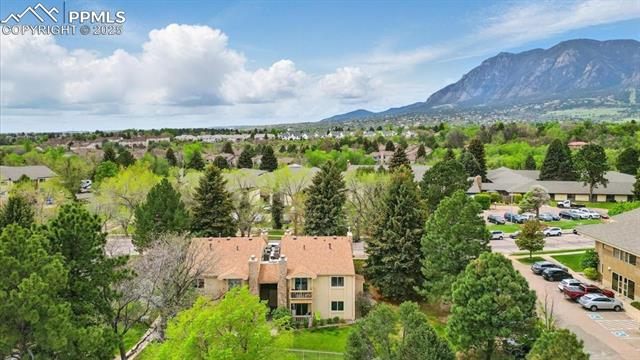 810 Tenderfoot Hill Road 201