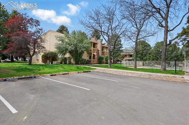 810 Tenderfoot Hill Road 201